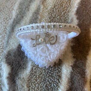 White Lace Ring Holder